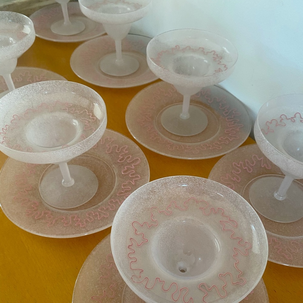 Amazing 16 piece pink frosted glass MCM glasses and plate set